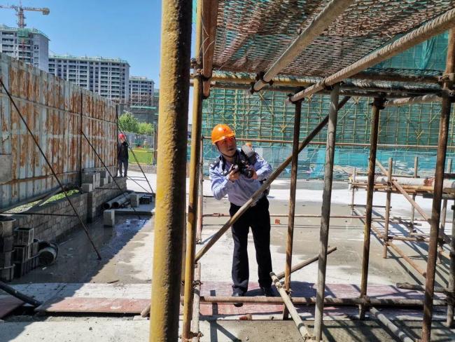 刑警因公牺牲 倒下前仍在破案追凶 沉痛悼念送别战友