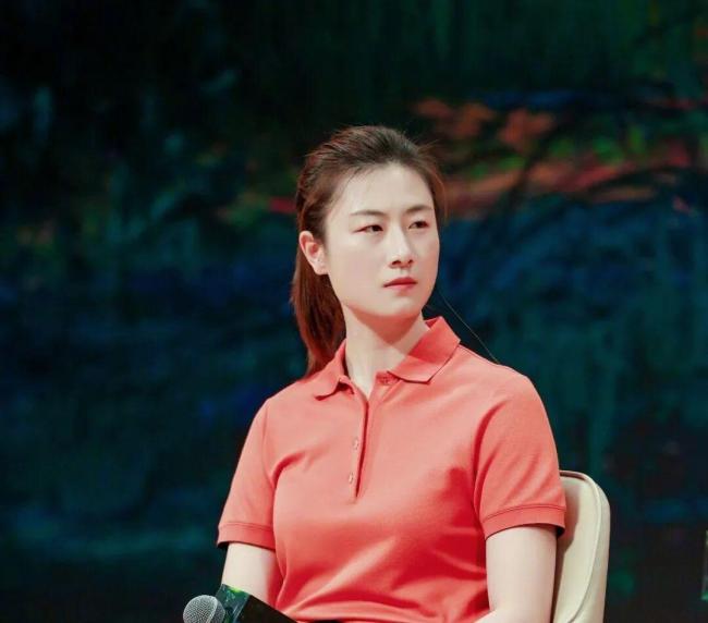 乒乓球奥运冠军丁宁当校长了