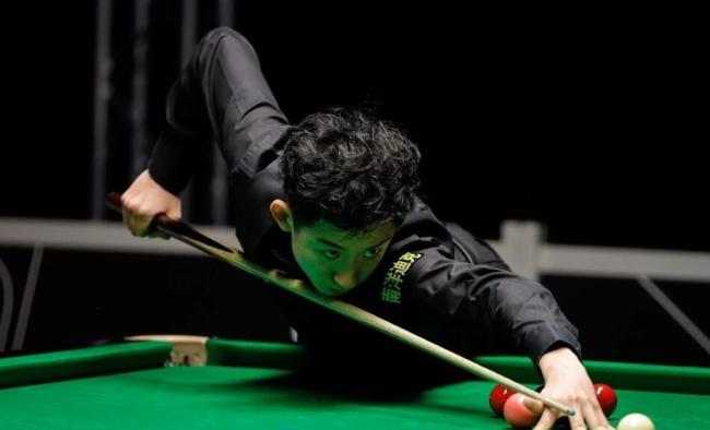 斯诺克战报：中国2负1胜 赵心童大爆冷 赵心童状态低迷