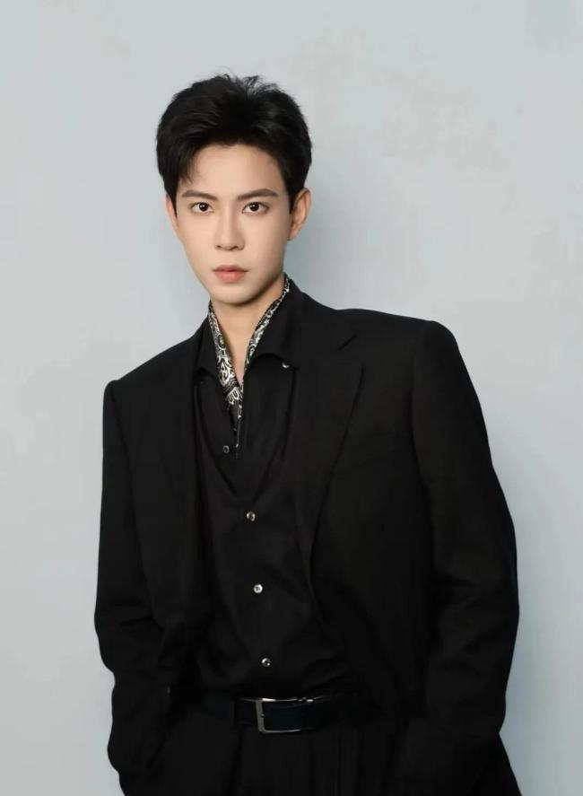 郭宇欣新剧上线 短剧市场再掀热潮