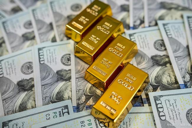 金价狂飙背后：一克千金 三代一心