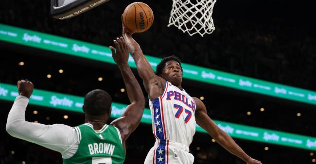 马克西40+6 76人险胜凯尔特人