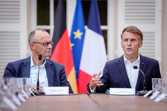 德国和法国支持欧盟对华采取强硬贸易立场。德国提议：考虑使用“核选项”：