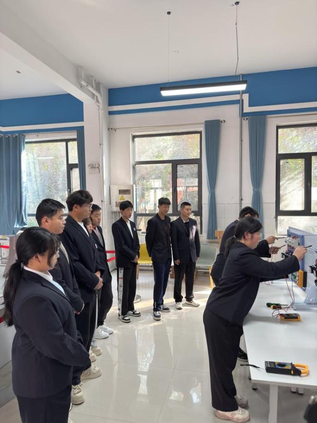 山东1300余名大学生正“回炉”深造 追寻技能成才之路