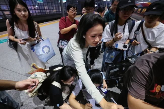 “歌迷专列”!凌晨加开3趟高铁!