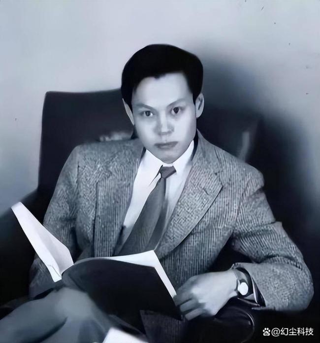 67岁物理毕业生因杨振宁学物理 不绑架的教育智慧