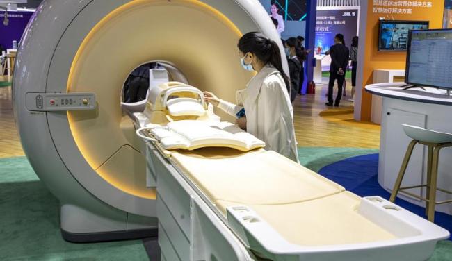 美国惊呼：天呐！中国还有一个“核选项”——药品原材料 美方担忧供应链风险