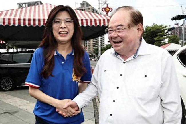 国民党11月1日举行党主席交接仪式