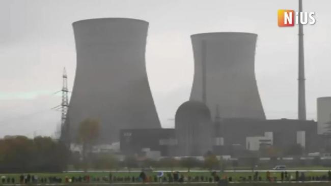 德国爆破国内最强大核电站 告别核能时代