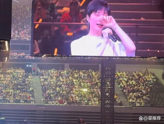 李宇春杭州演唱会大喊
