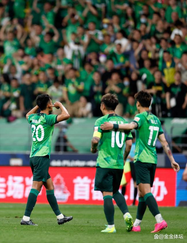 国安防线怎么了?解围踢空送大礼 后点严重漏人,海牛轻松破门反超 防守体系彻底崩塌