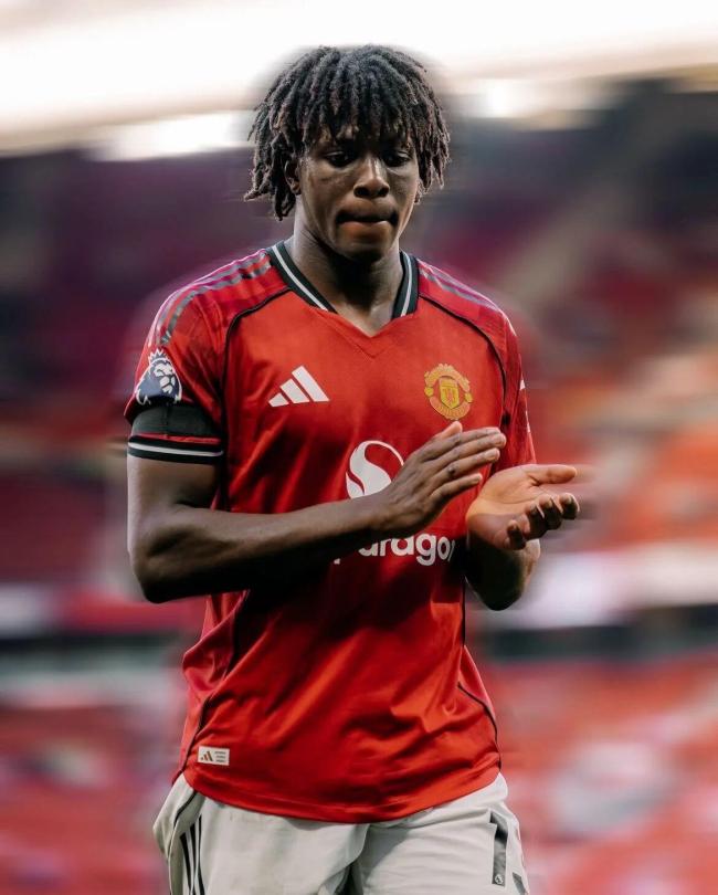 阿莫林花4000万却用客串左闸，曼联恐需再买东说念主！球迷迁怒滕哈格