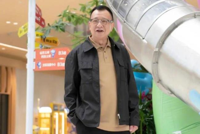 告别“欢喜哥”许绍雄 黄金配角的谢幕