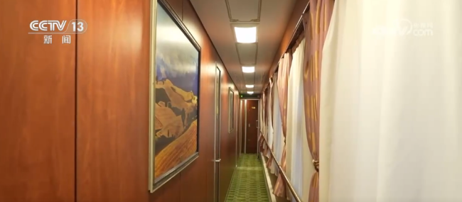 各地迎来秋日“限定版”美景 多彩画卷引客来