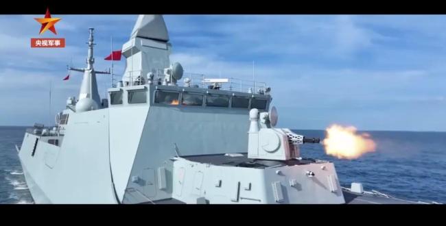 新“带刀护卫”画面公布 054B首舰亮相