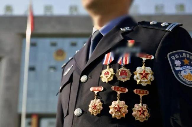 这个培训班一半人不能露面 无名英雄的荣耀与牺牲