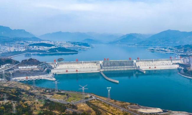 多地出现“负电价”,既然卖电“不挣钱”,为何电厂不愿停机? 电力过剩与市场机制共推