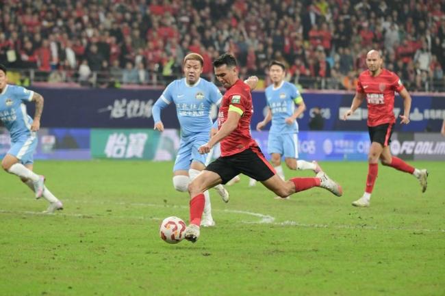 成都蓉城憾负河南队 徐正源道歉 球队成长需历练挫折