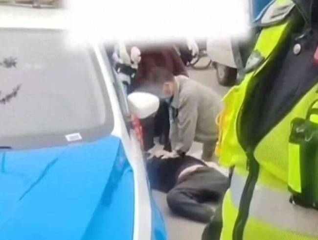 出租车司机与乘客发生争执后去世