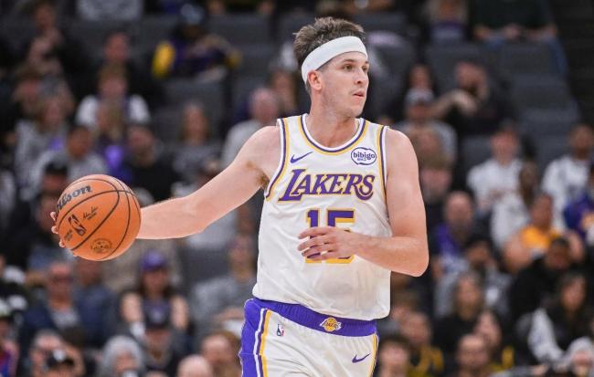 NBA杯：东契奇44+12湖人逆转灰熊 莫兰特14中3里夫斯21+4