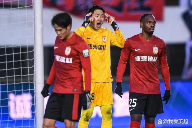 绝望的0-4！亚泰7轮不胜+最快1天后降级，20岁国足红星2轮失误送3球