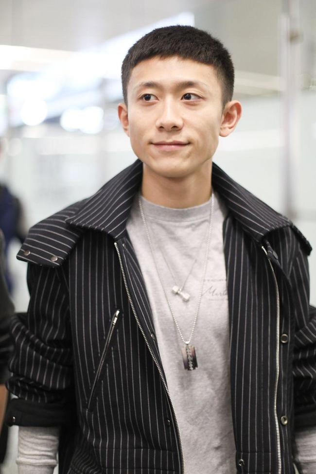 张一山爆改霸道总裁 西装暴徒惊艳全网