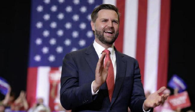 万斯一句话让印度裔美国人炸锅 宗教言论引发身份争议