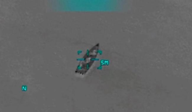 禁飞区暗示军事干预信号,美国对委内瑞拉动武,只差特朗普下令