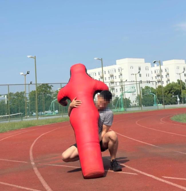 南航通报员工参加3000米体测猝死 事件引发广泛关注