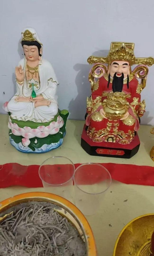 男子自称“玉皇大帝”敛财500万被抓 网络非法组织的新套路