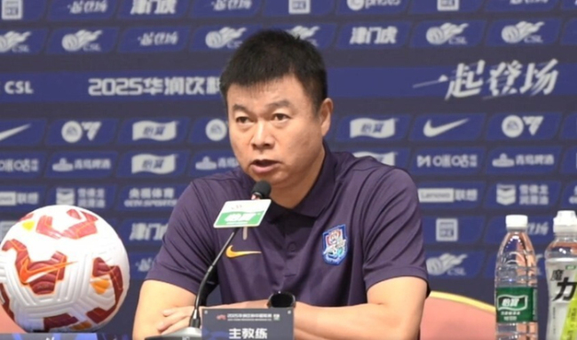 记者：于根伟没有参加国足主帅竞聘