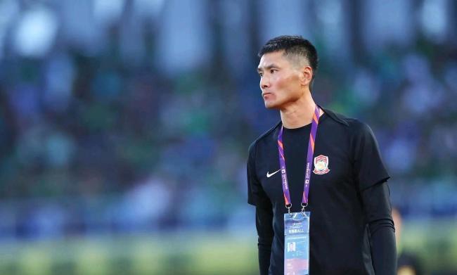 足协回应为何选聘邵佳一 契合国足长远建设需求