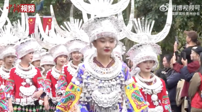 贵州雷山苗族民众贺“苗年”