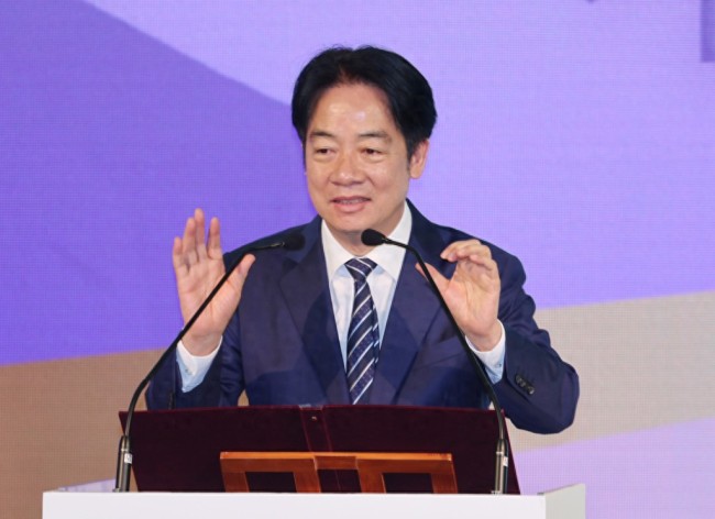 台媒体人谈赖清德为何失去年轻票 沟通工具落后