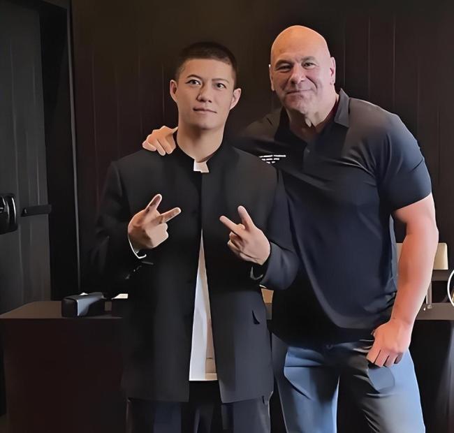 通背拳传人想完成剩下5场扇耳光比赛 硬汉精神引发热议