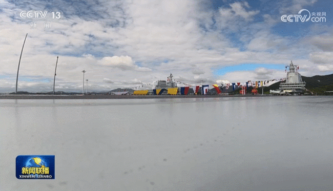 福建舰伙食曝光 有羊排大虾红烧肉 电磁弹射技术领先全球