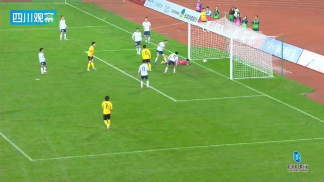 川超:成都8-0大胜巴中 进攻狂潮席卷全场