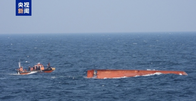 一中國漁船在韓國附近公海傾覆