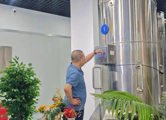 中国首例冷冻人丈夫回应再找女友