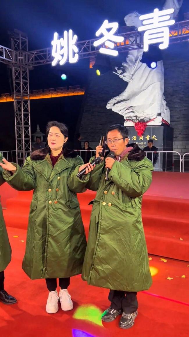 农民歌手李根去世 年仅43岁 灵魂歌手离世引发缅怀