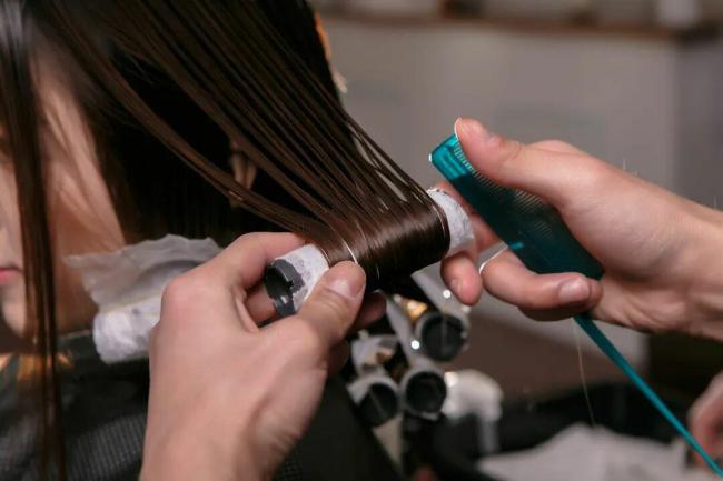 做好這4件事 幫你養(yǎng)出一頭健康秀發(fā)