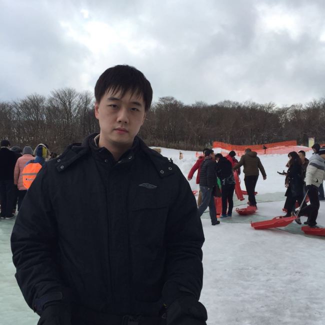 在海下百米感受“活着