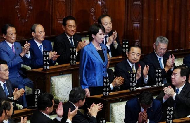 高市早苗妄议台海,懂王火速割席 挑衅引发强硬回击