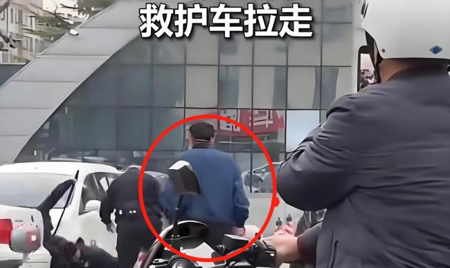 警方回应男子持刀对抗民警 路虎司机协助抓捕获赞