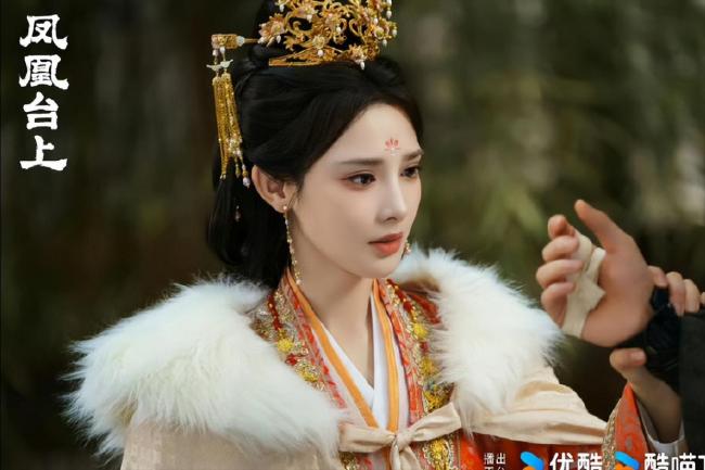 凤凰台上全员熟人脸 古装权谋与江湖侠义交织