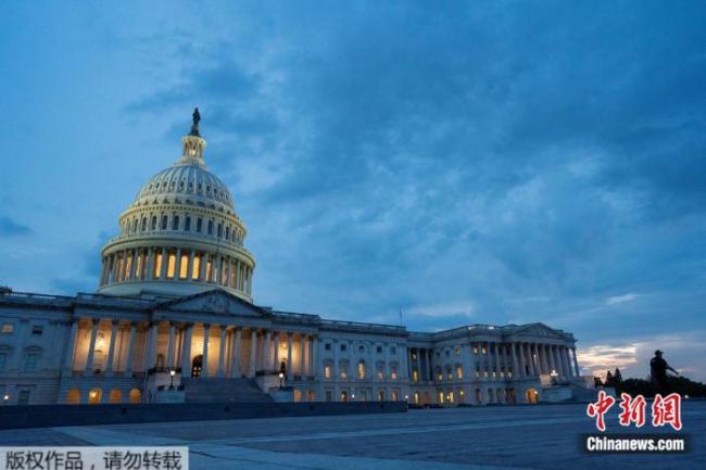 关门43天美政府停摆结束 民生经济重创