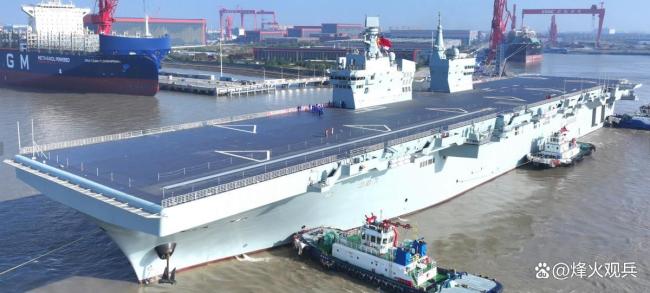 四川舰常务副航母 海试启航彰显海军转型