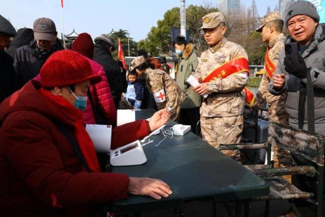 台名嘴：想打赢解放军？永远不可能 装备代差显而易见