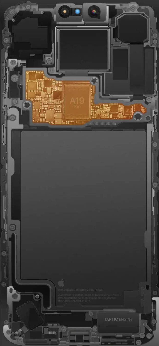 打磨近3000个图层:设计师推苹果iPhone 17 Pro /Max 全新“透视