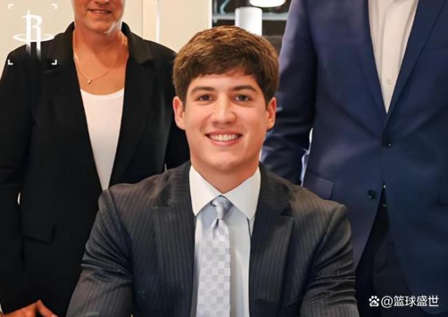 火箭隐藏武器谢泼德爆发了 连续四场高效输出